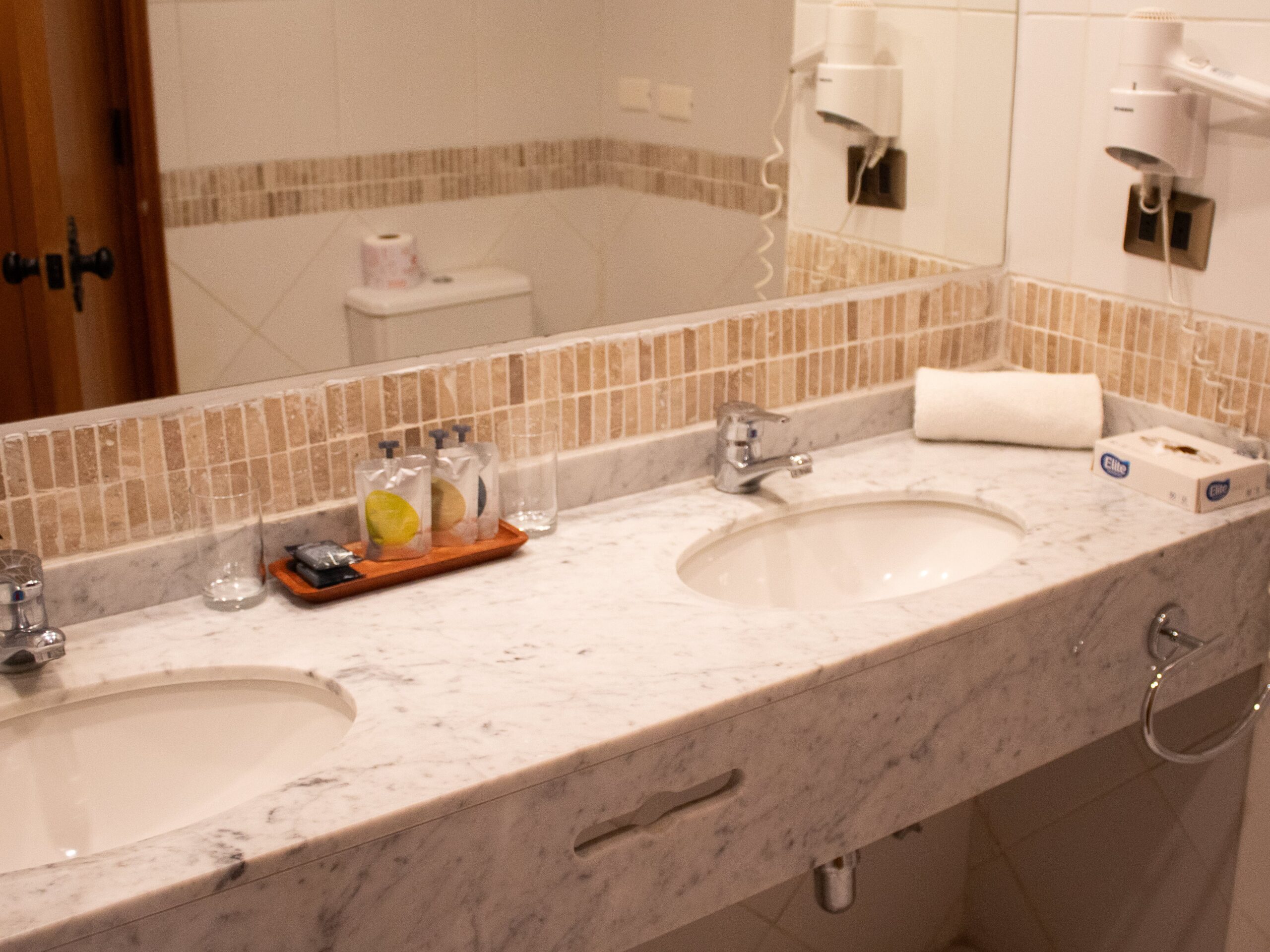 Hotel Santa Cruz, habitación Suite dos camas