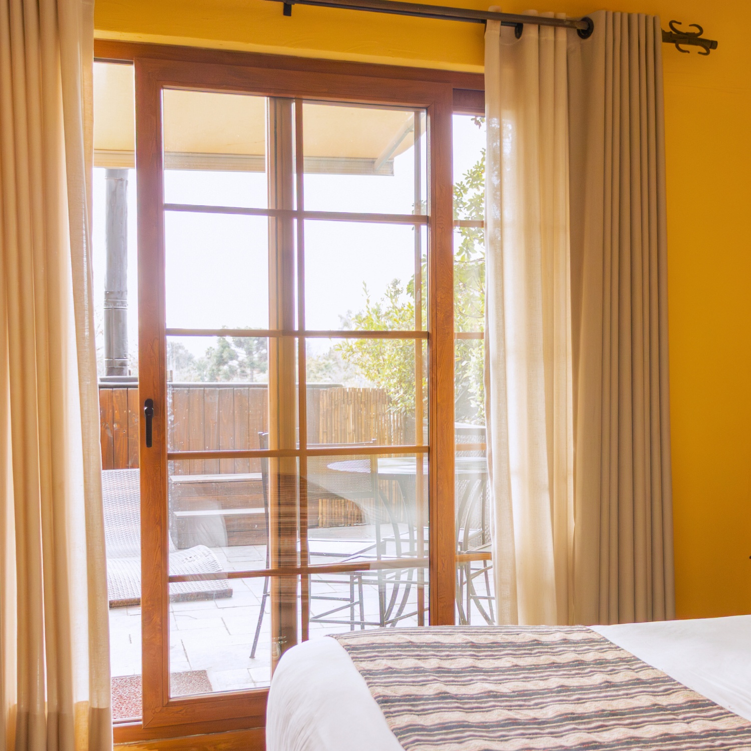 Ventana de habitación de Hotel Santa Cruz